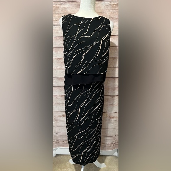 Vintage Jacqueline Ferrar Top 10 and Black Skirt with Cream stripes size 6 - Picture 1 of 9